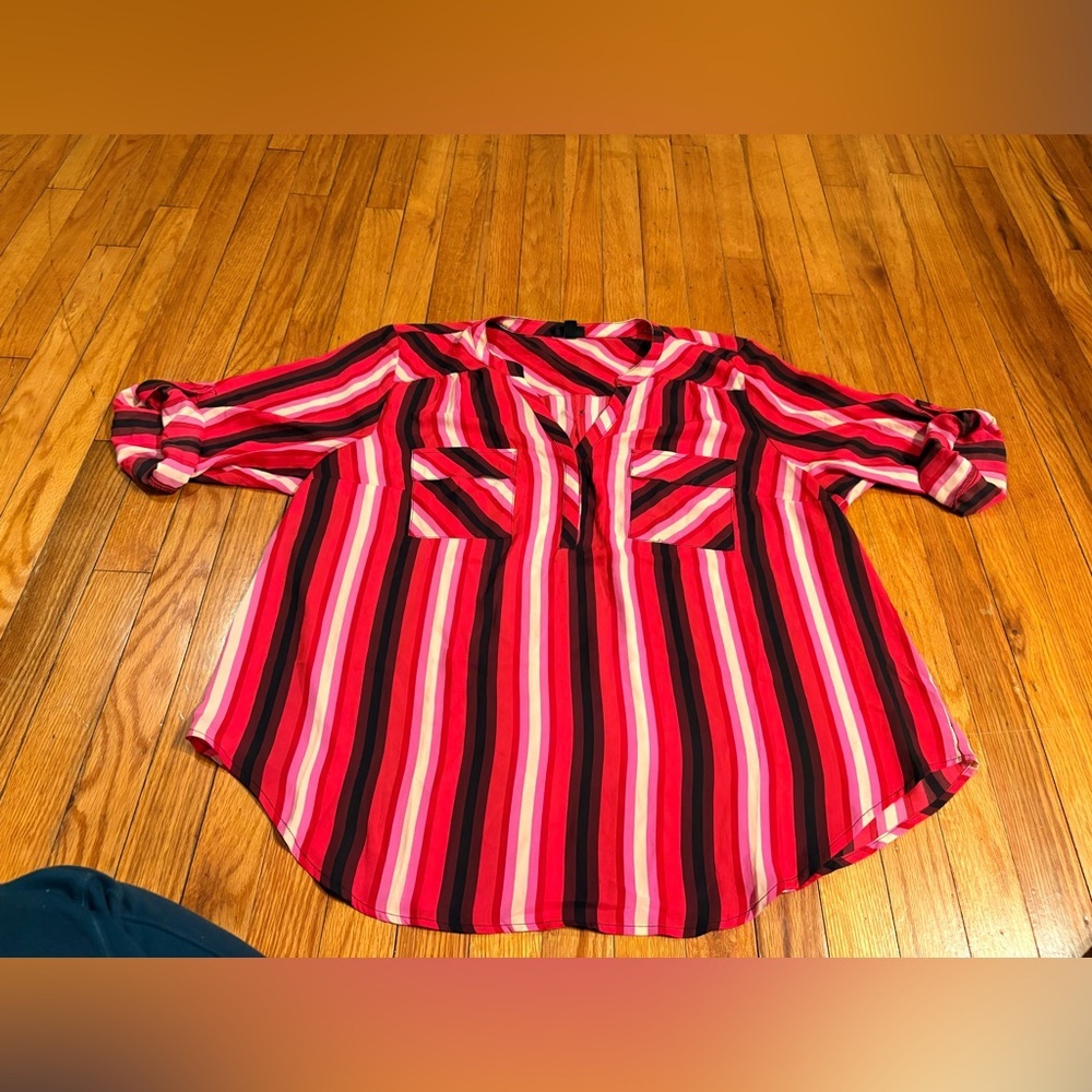 Torrid Harper Blouse Size 2 Pink Red Stripe Roll Tab Sleeve Chiffon Top